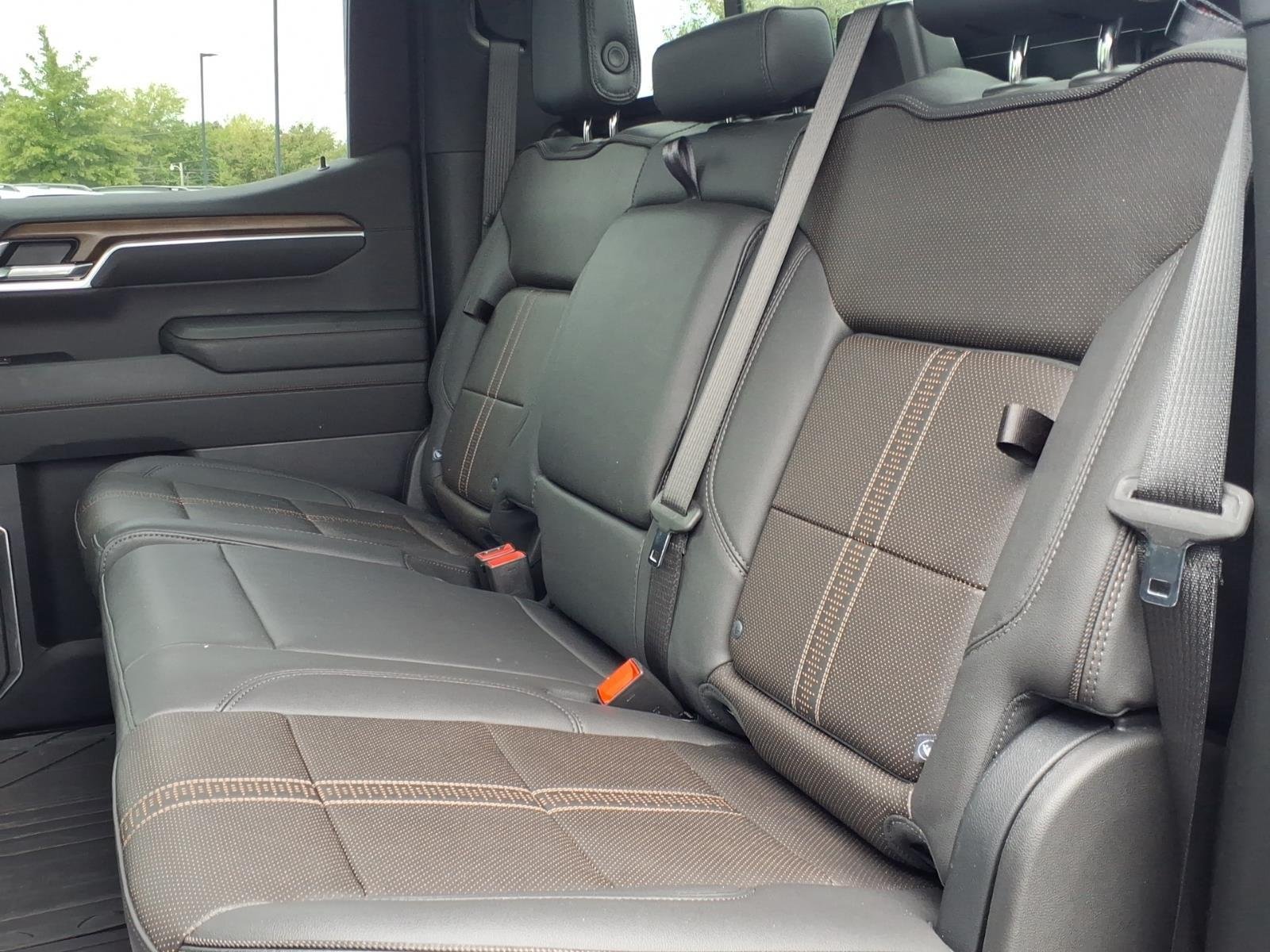 Used 2025 Black Chevrolet High Country image 20