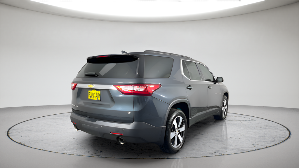 Used 2020 Graphite Metallic Chevrolet 3LT image 3