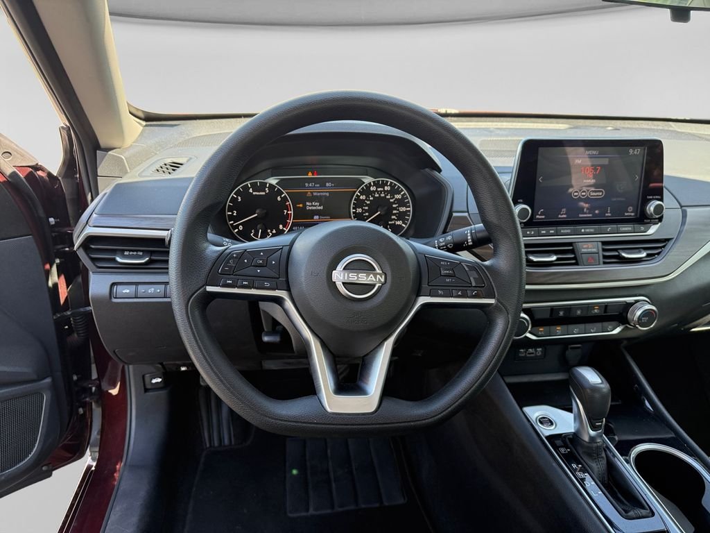 Used 2024 Red Nissan 2.5 SV image 13