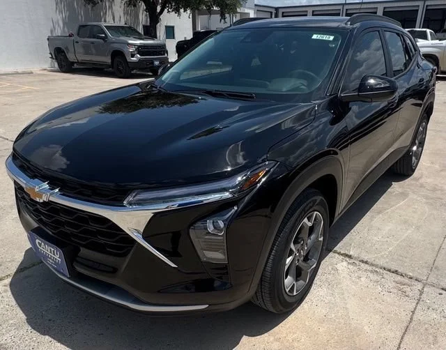 New 2026 Mosaic Black Metallic Chevrolet LT image 3