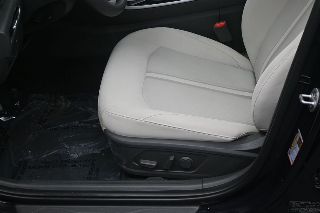 Used 2023 Blue Hyundai SEL image 13