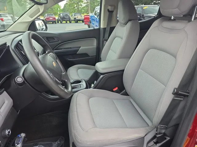 Used 2016 Red Chevrolet Work Truck image 15