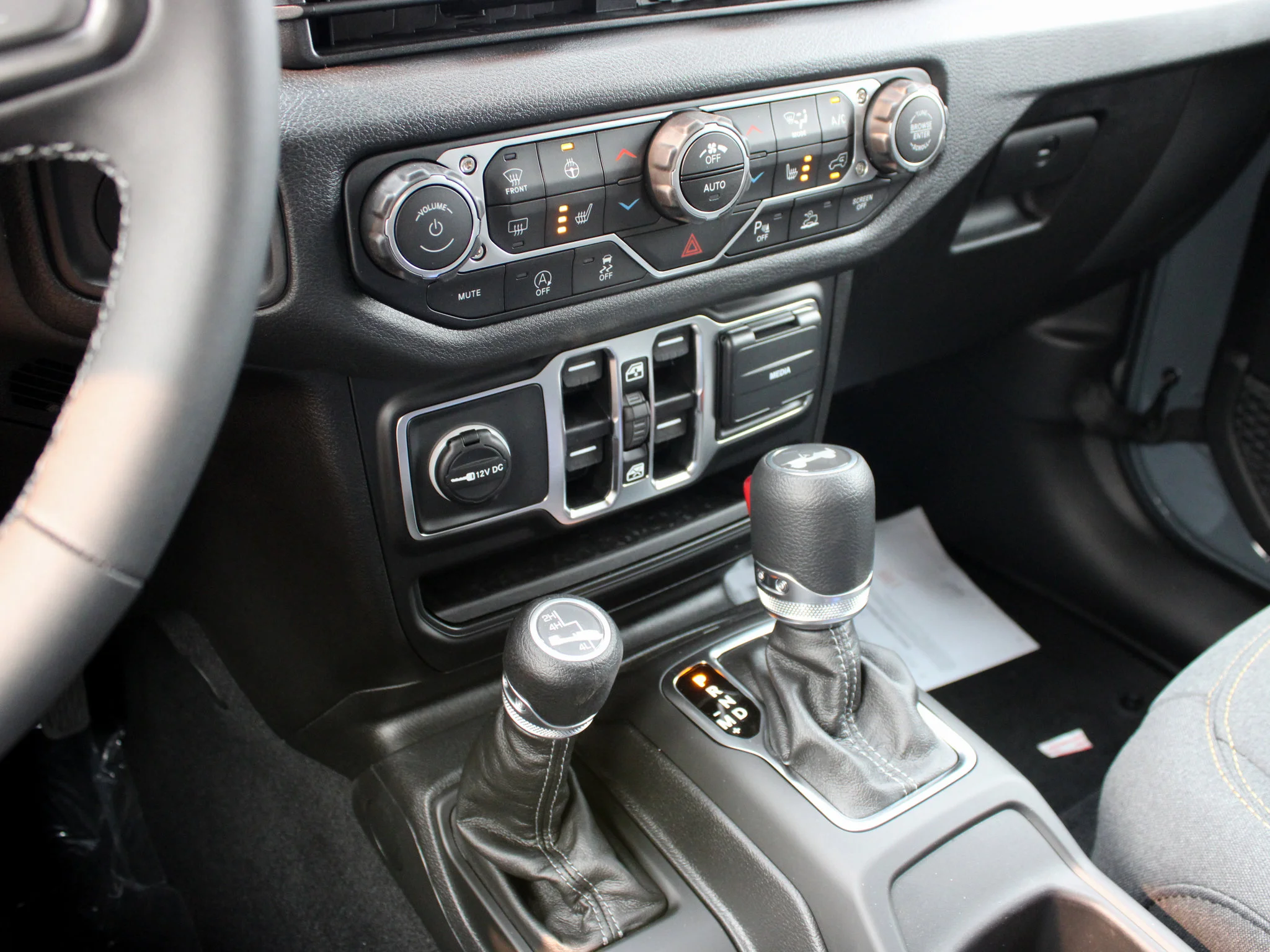 Used 2025 Dark blue Jeep Sport S* 4 Door 4x4, Remote Start, Heated Seats, Safety Group image 17