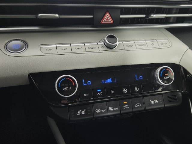 2023 Hyundai Elantra Limited - Photo 27