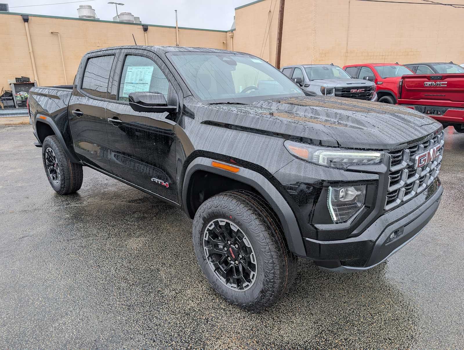 2026 GMC Canyon AT4 - Photo 6