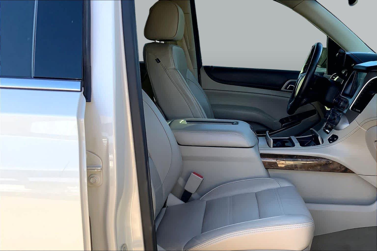 Used 2015 WHITE DIAMOND TRICOAT GMC Denali image 9