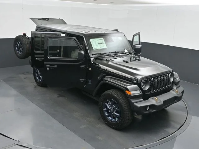 New 2026 Black Clear-Coat Exterior Paint Jeep 85th Anniversary Edition image 52