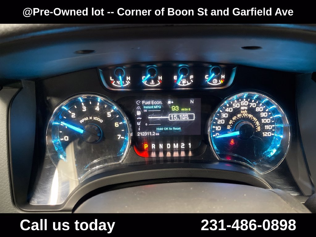 Used 2014 Red Ford XLT image 21