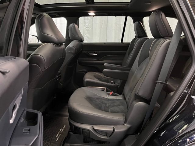 Used 2024 Black Toyota MAX Platinum image 11