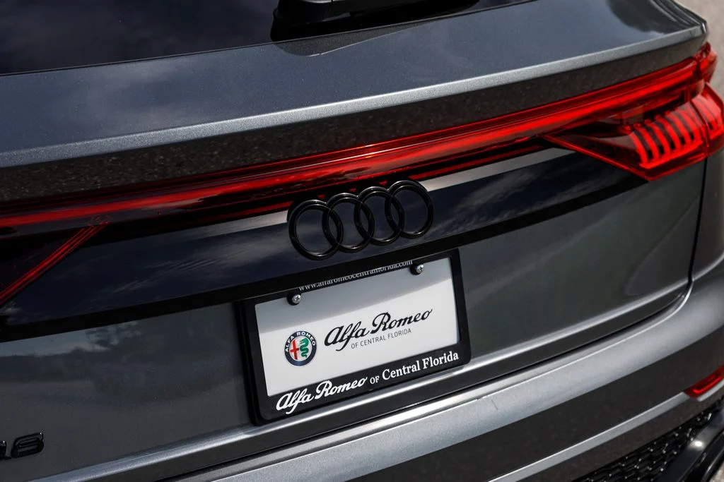 Used 2023  Audi 4.0T image 12