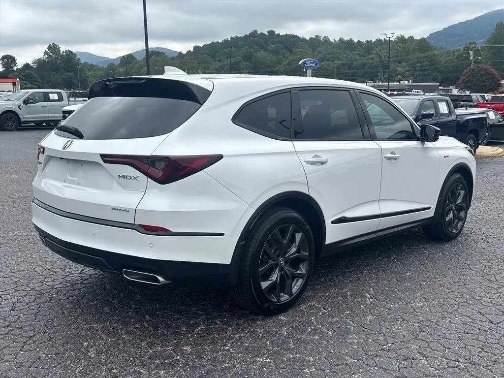 2024 Acura MDX A-SPEC - Photo 8