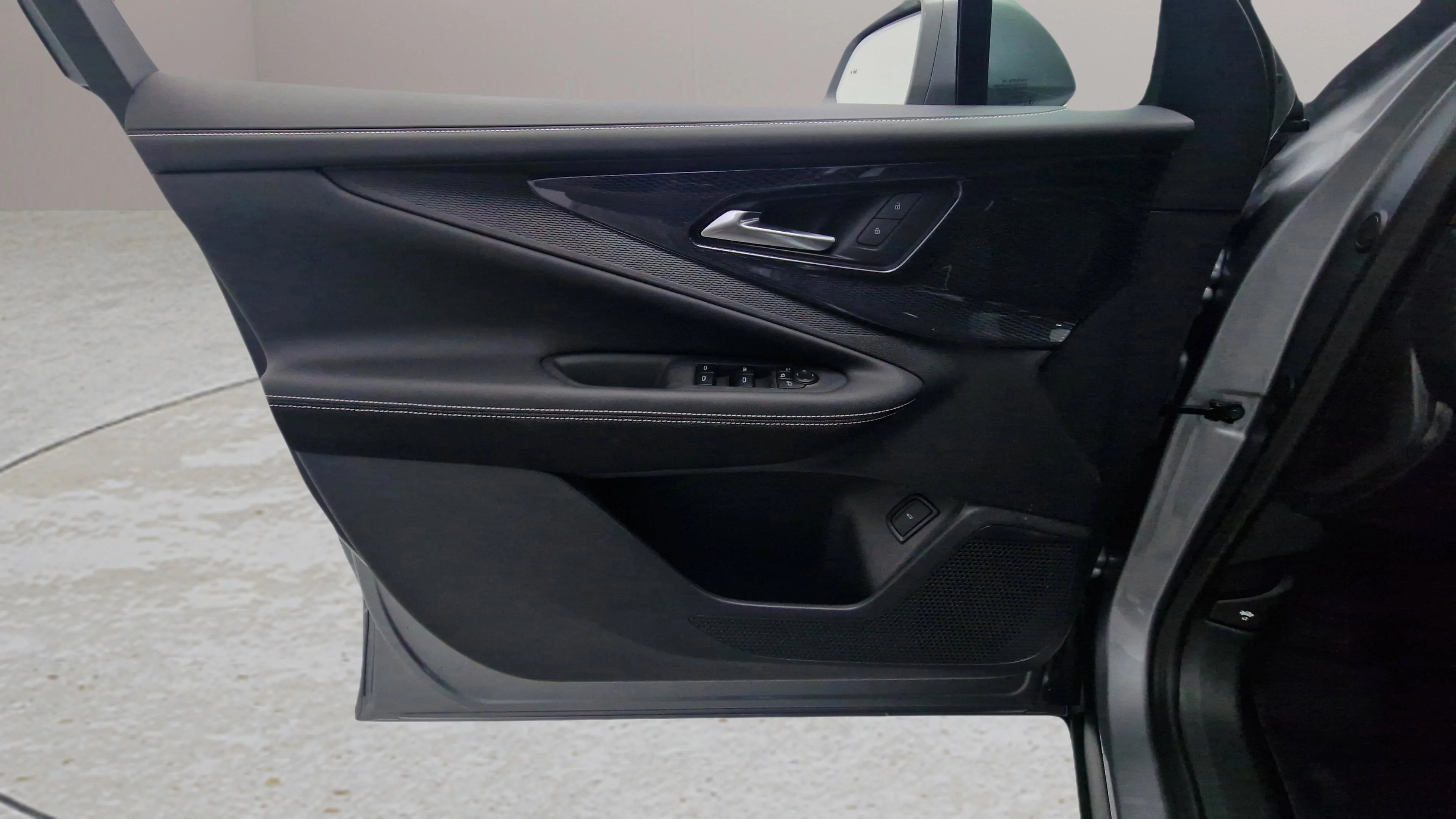 New 2025 Sterling Gray Metallic Chevrolet LT image 14