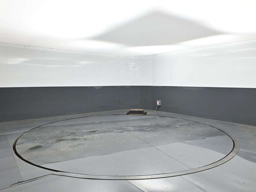 New 2026 Bright White Clear-Coat Exterior Paint RAM High Roof image 30