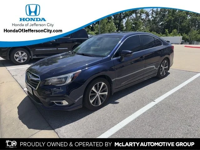 Used 2018 Blue Subaru 2.5i image 1