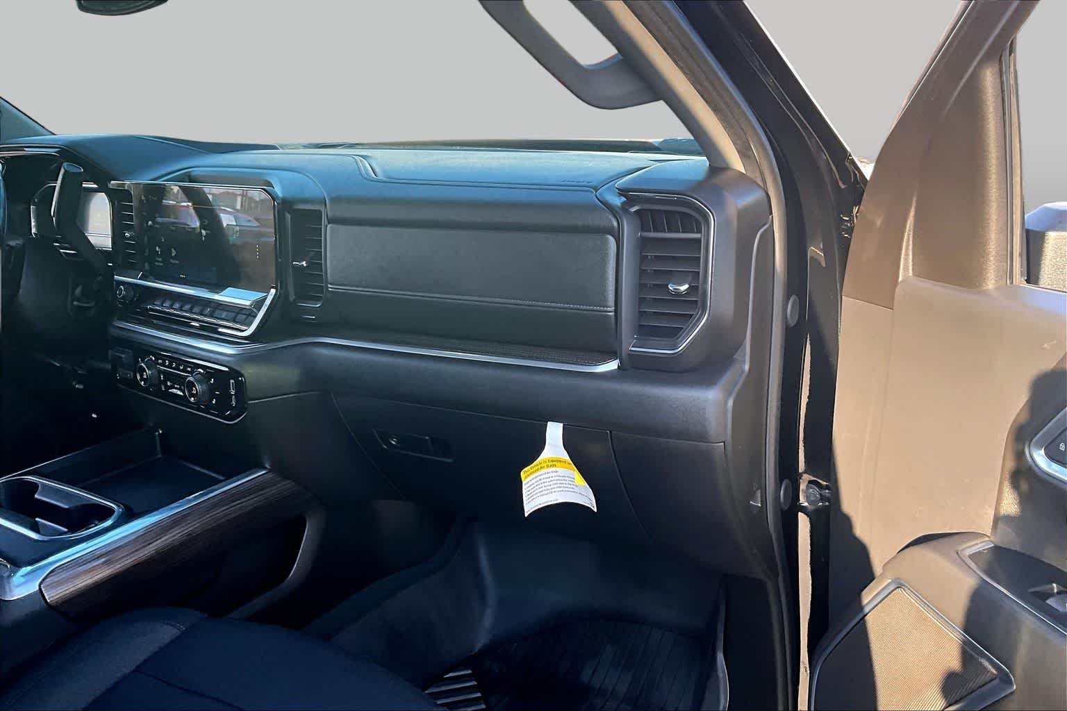 Used 2024 Black Chevrolet LT image 19