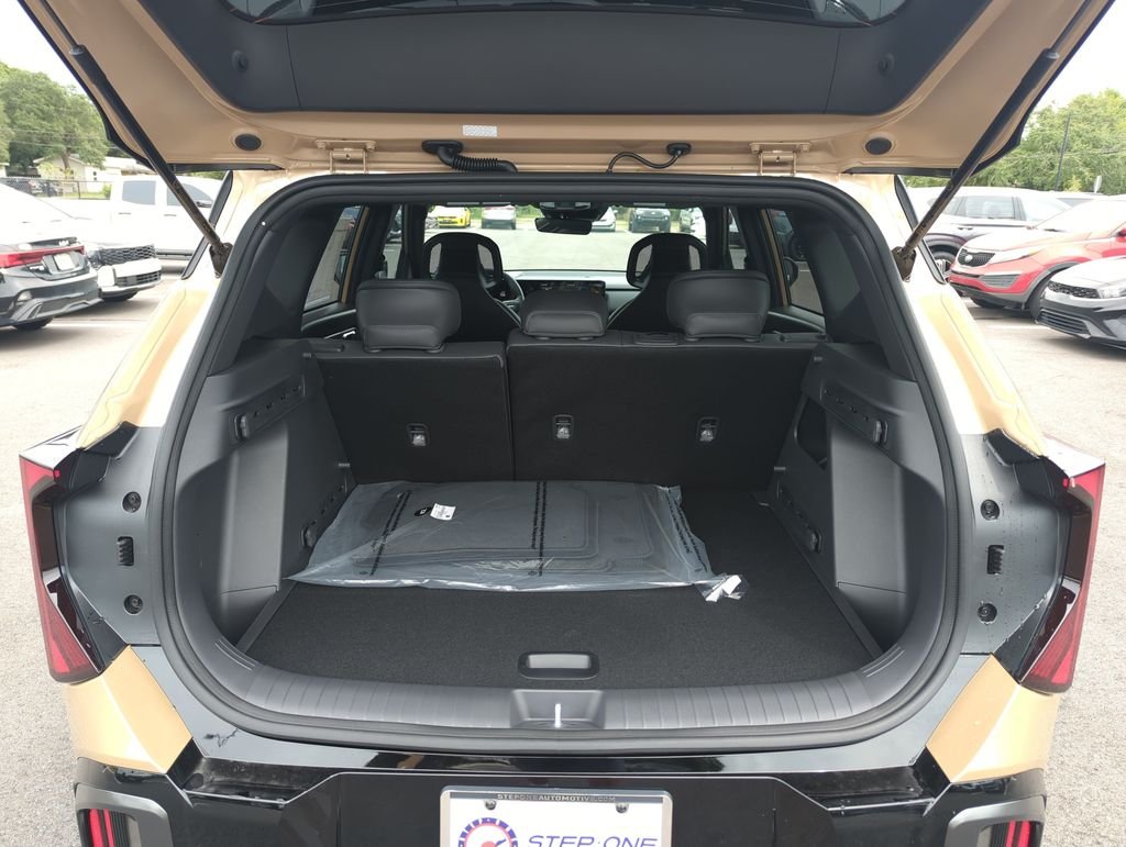 New 2027 Terrain Brown Kia X-Line S image 29