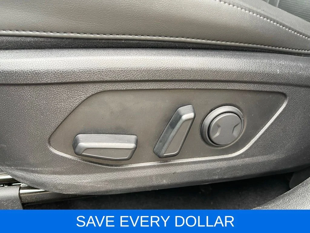 Used 2024 White Kia EX image 24