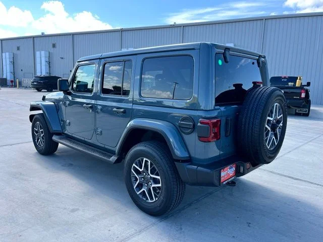 New 2026 Anvil Clear-Coat Exterior Paint Jeep Sahara image 5