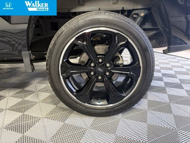 Used 2025 Black Ford Lariat image 48