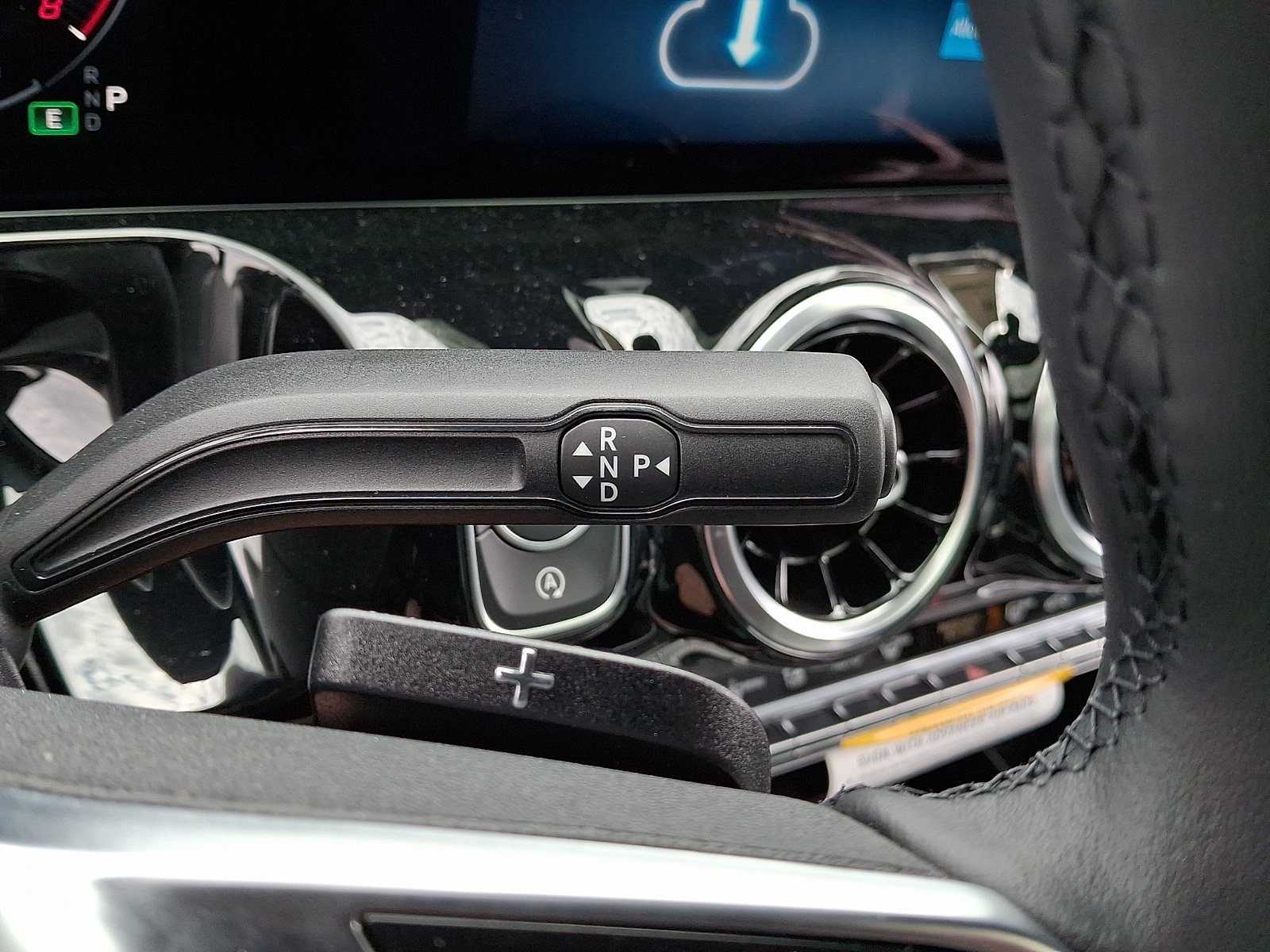 New 2026 Polar White Mercedes-Benz GLA 250 image 13
