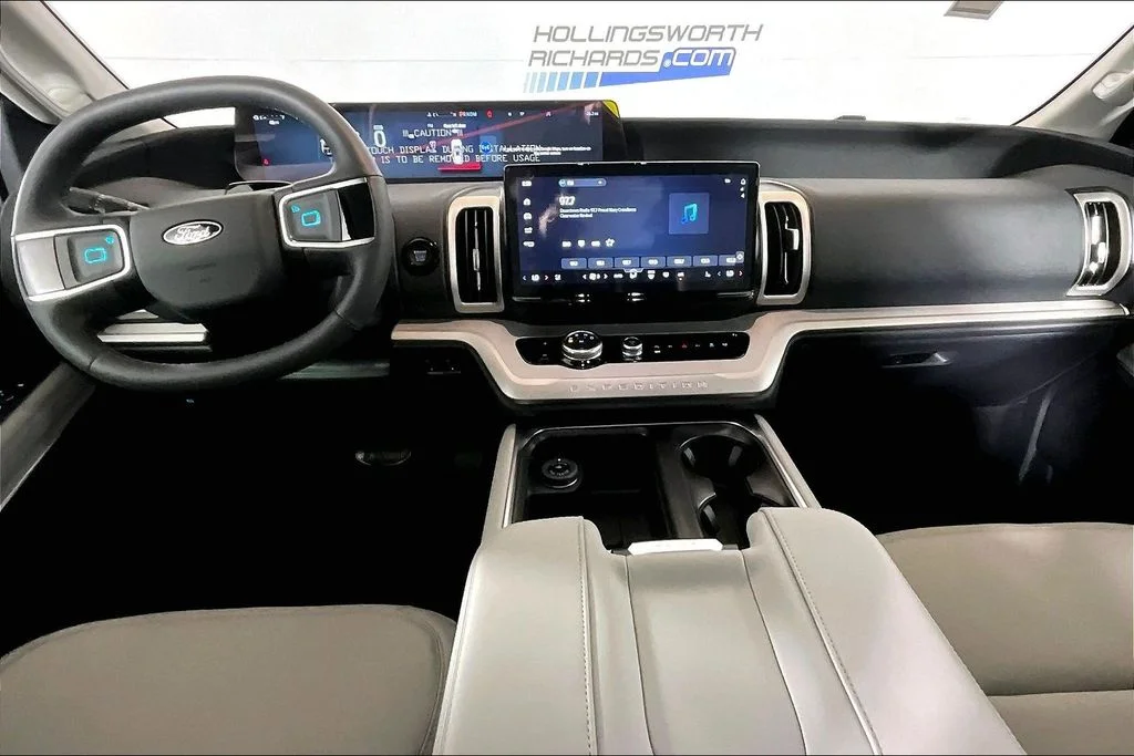New 2026 Dark Matter Gray Metallic Ford Active image 5