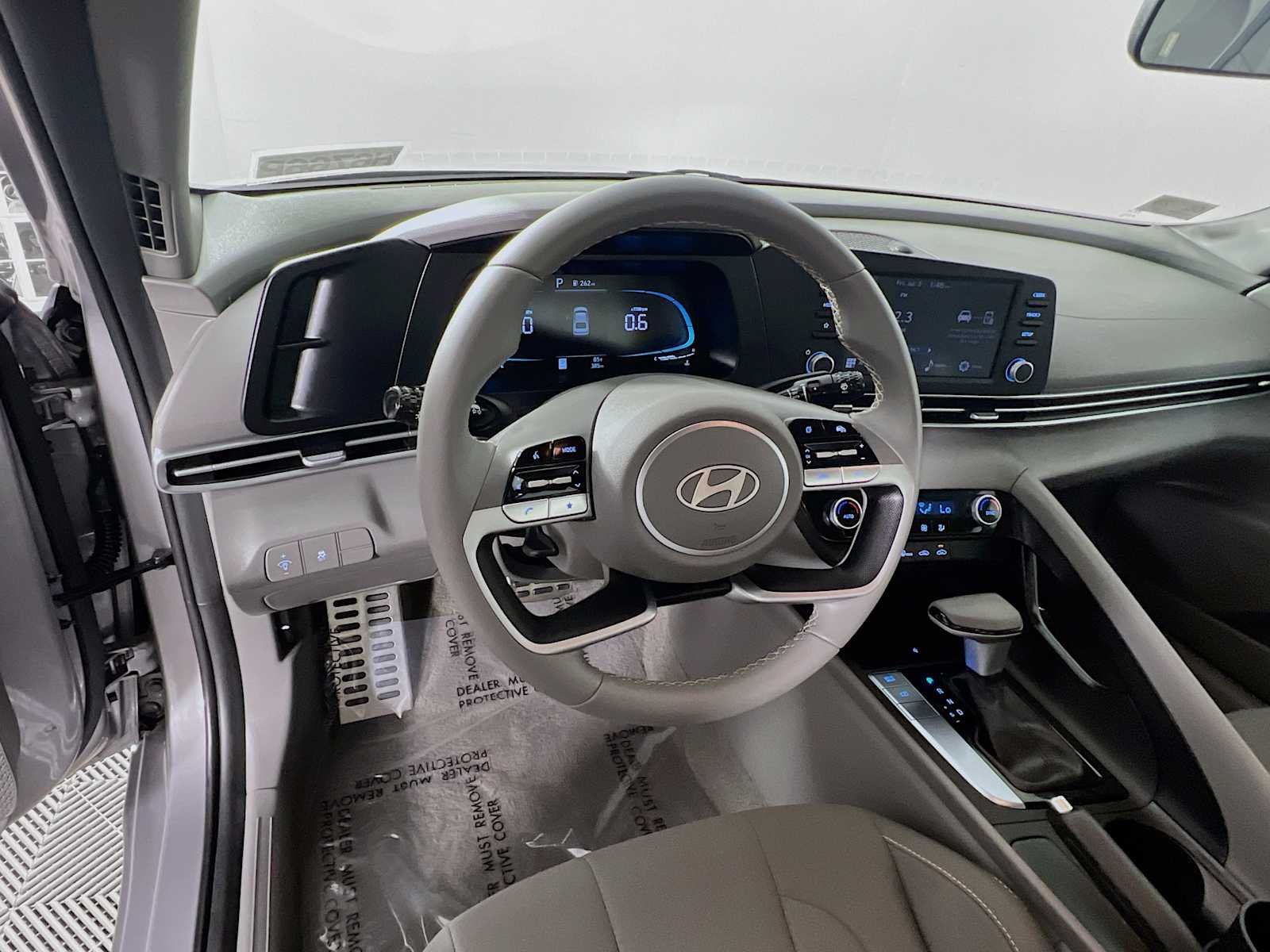Certified Used 2026 Fluid Metal Hyundai SEL Sport image 11