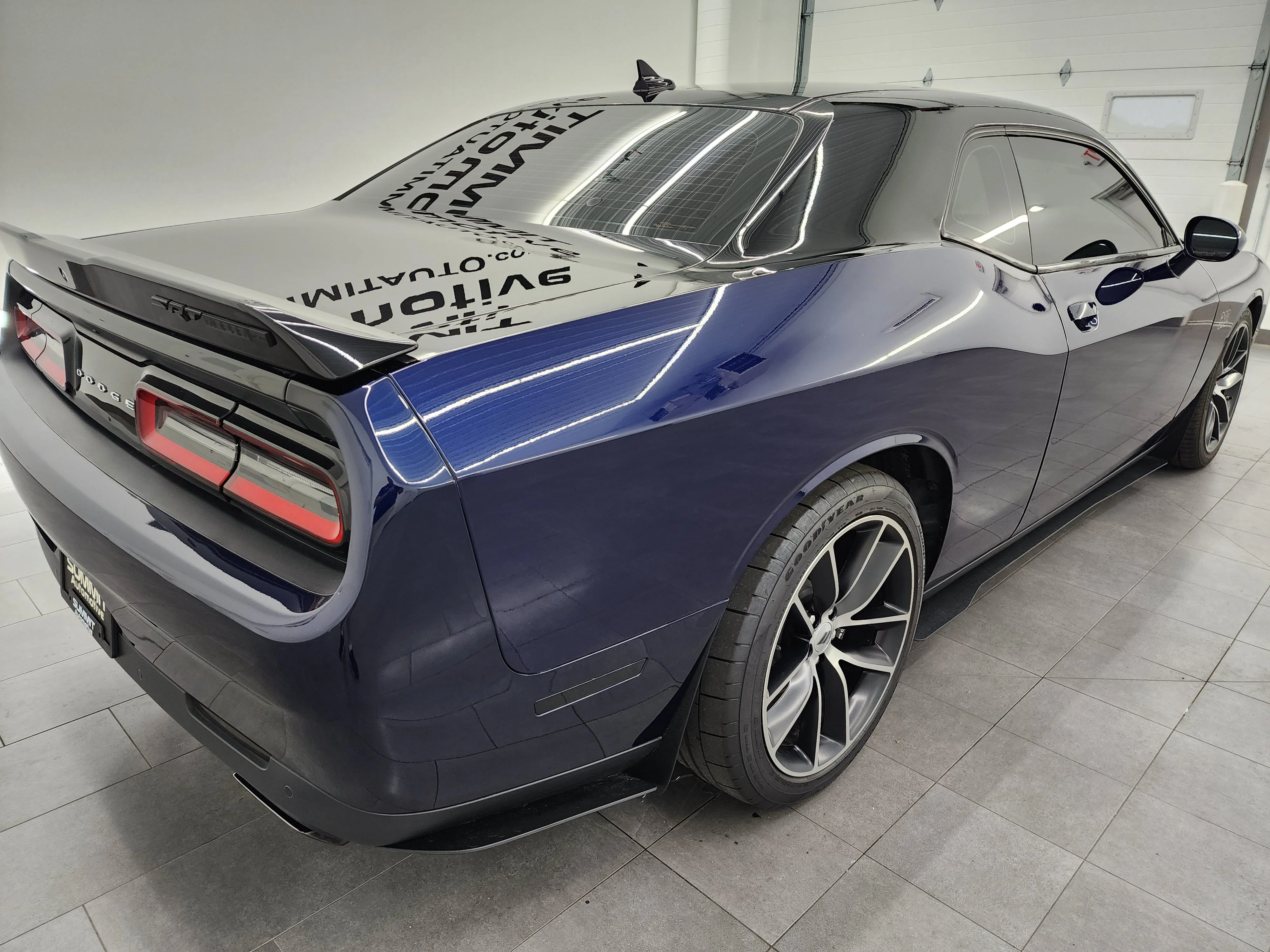 Used 2017 Contusion Blue Pearlcoat Dodge R/T image 5