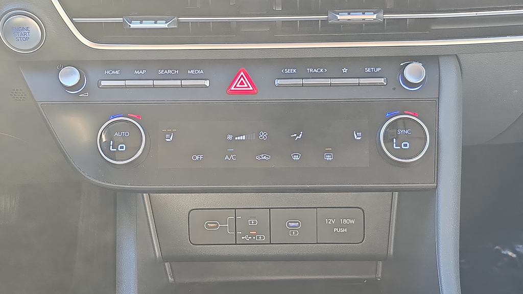 Used 2025 Red Hyundai SEL image 23