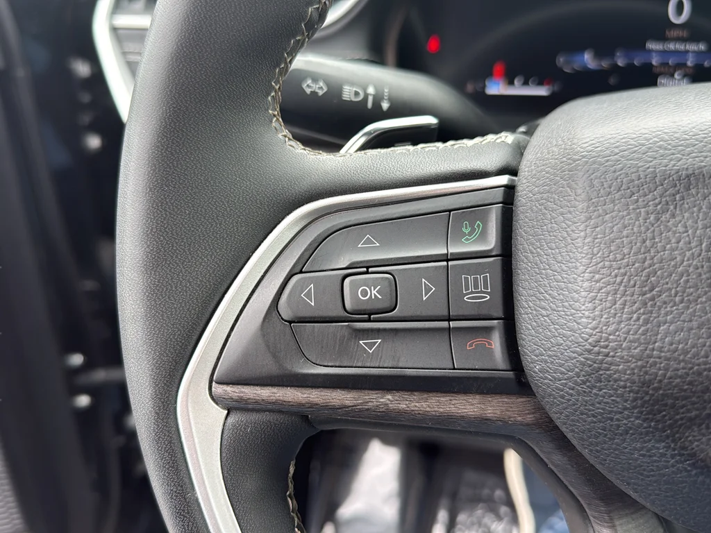 Used 2024 Black Jeep Limited image 9