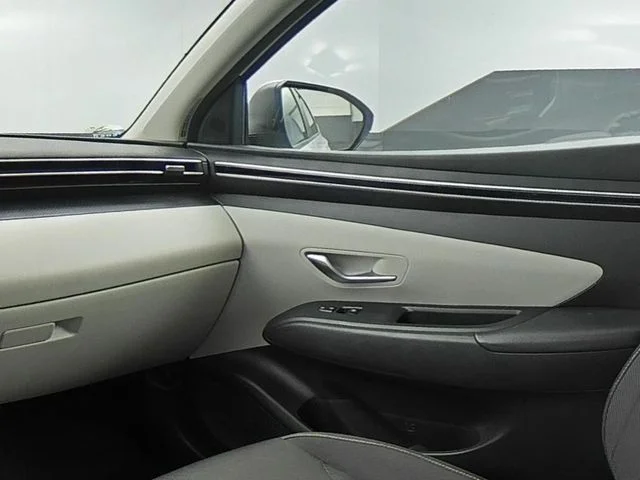 Used 2022 Gray Hyundai SEL image 40