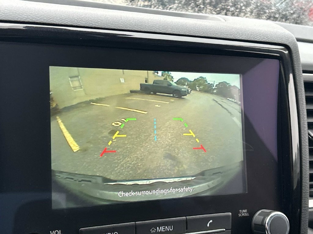 Used 2023 Green Nissan SV image 27