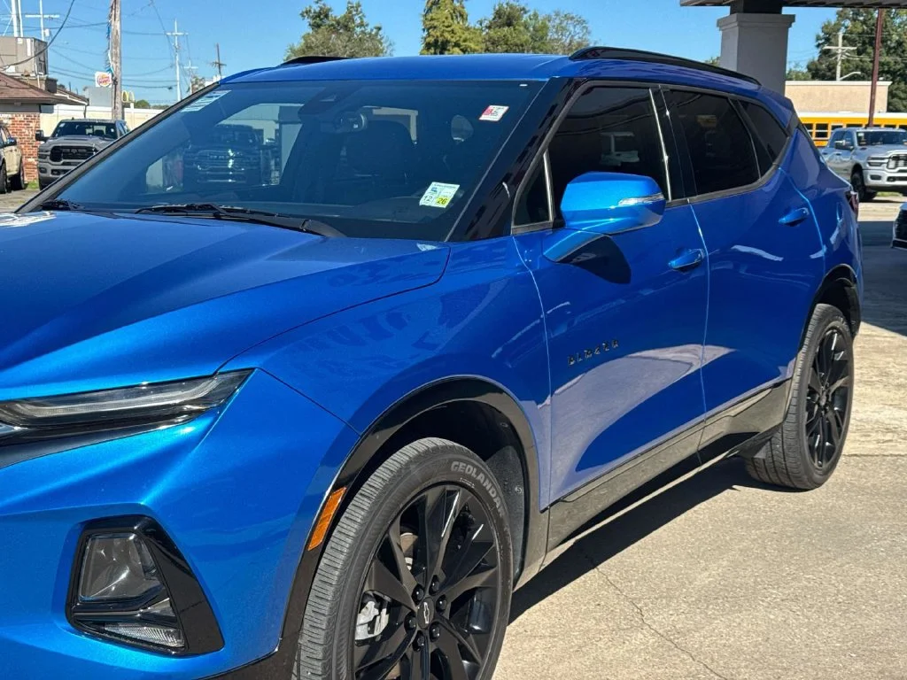 Used 2021 Blue Chevrolet RS image 8