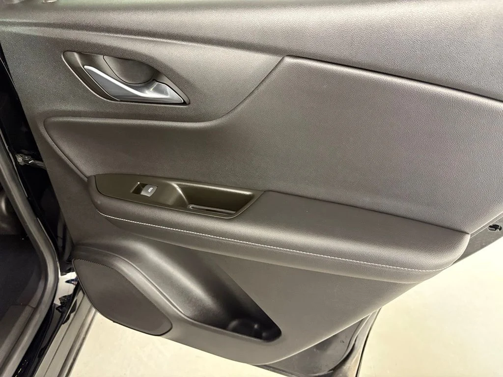 Used 2025 Black Chevrolet LT image 35