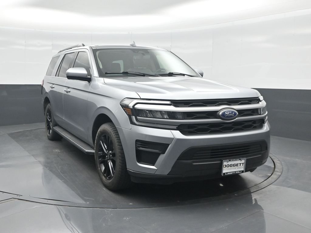 Used 2022 Silver Ford XLT image 8