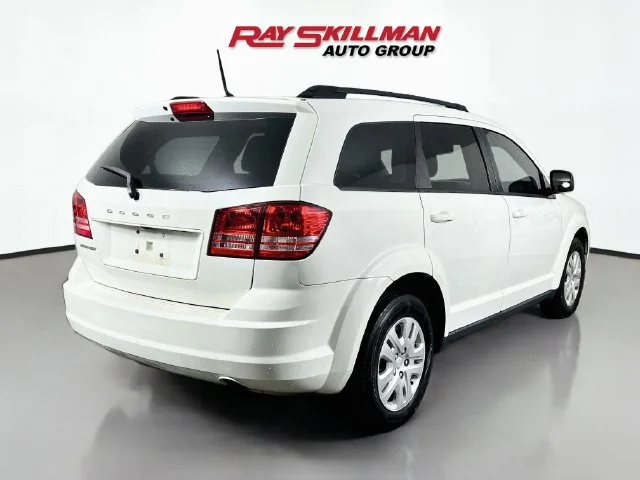 Used 2018 White Dodge SE image 7