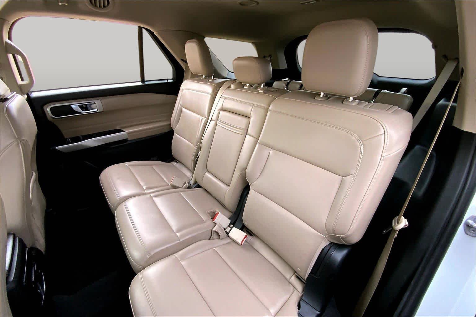 Certified Used 2024 Oxford White Ford XLT image 21