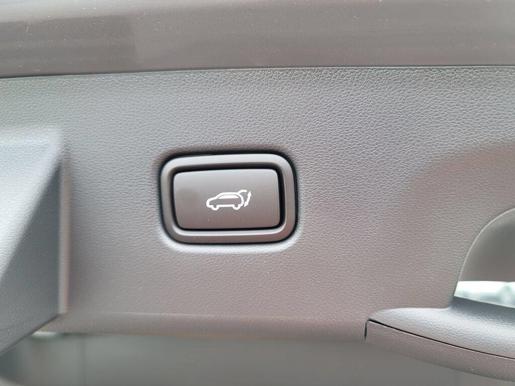 New 2026 Ecotronic Gray Hyundai Limited image 16