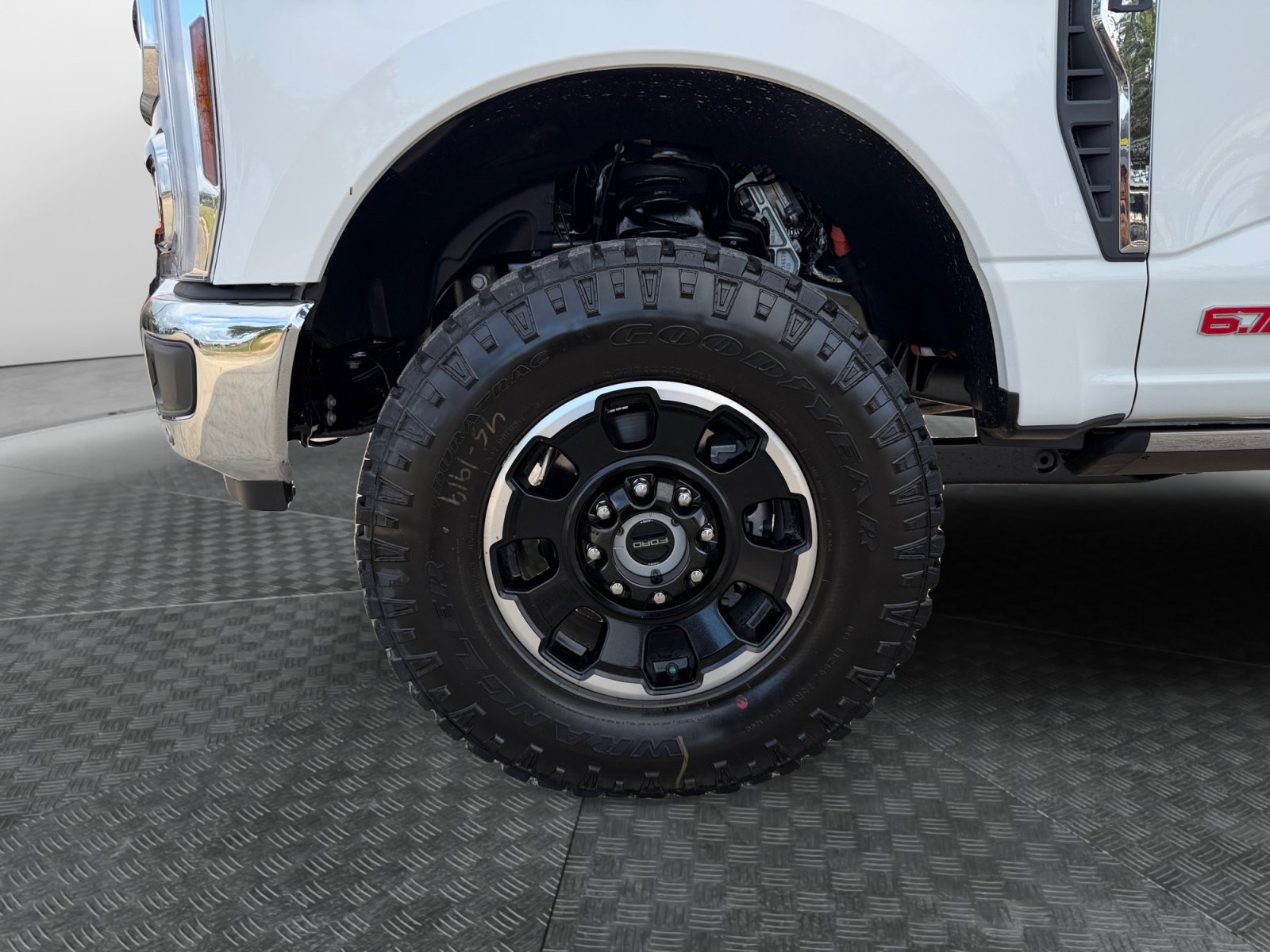 New 2026 Star White Metallic Tri-Coat Ford King Ranch image 9