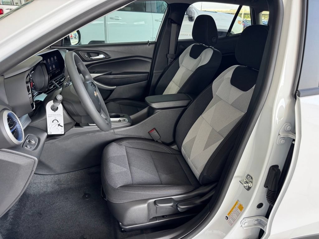 2026 Chevrolet Trax LS - Photo 15
