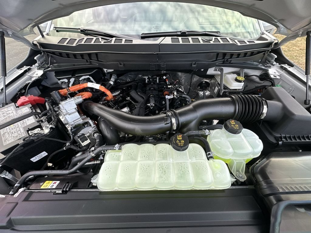 New 2026 Avalanche Ford Platinum® image 25