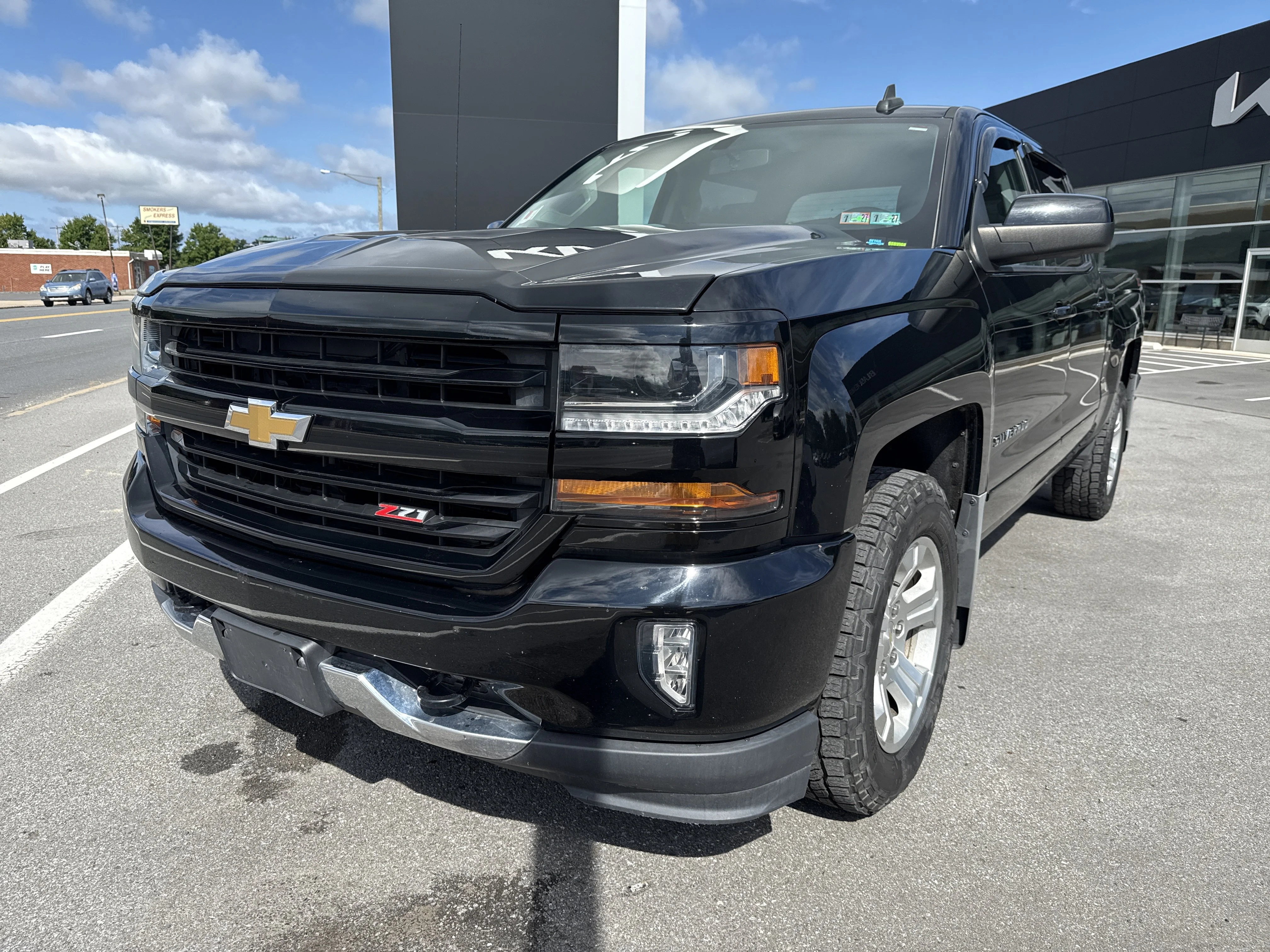 Used 2017 Black Chevrolet LT image 8