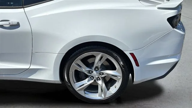 Used 2021 SUMMIT WHITE Chevrolet 2SS image 39