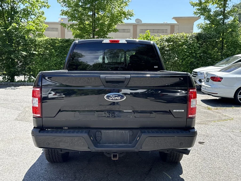 Used 2020 Black Ford XLT image 5