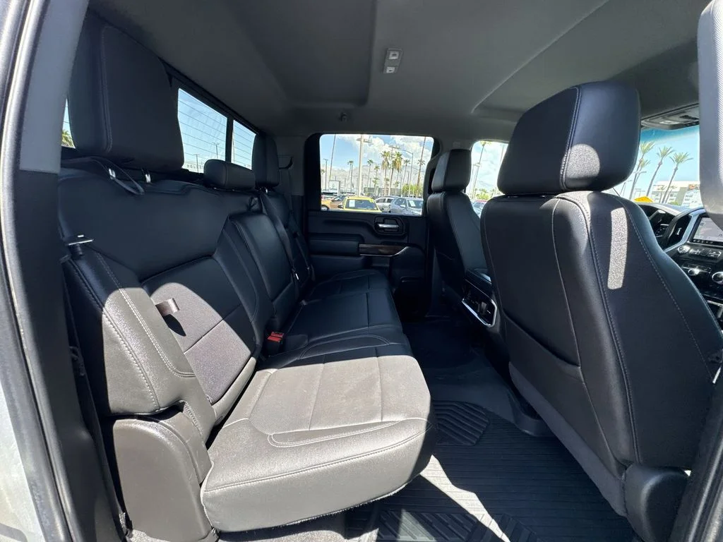 Used 2022 Silver GMC SLT image 28