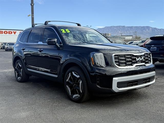 2025 Kia Telluride S AWD's photo