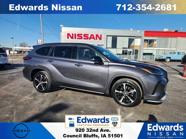 2022 Toyota Highlander XSE