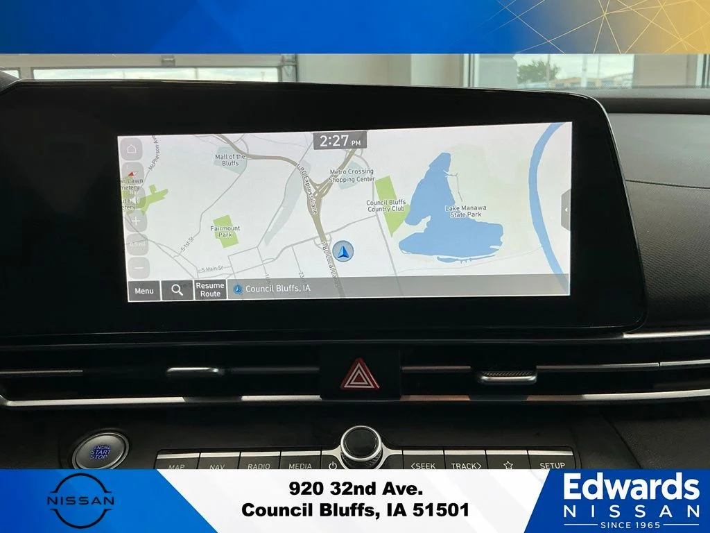 Used 2023 Blue Hyundai SEL image 21