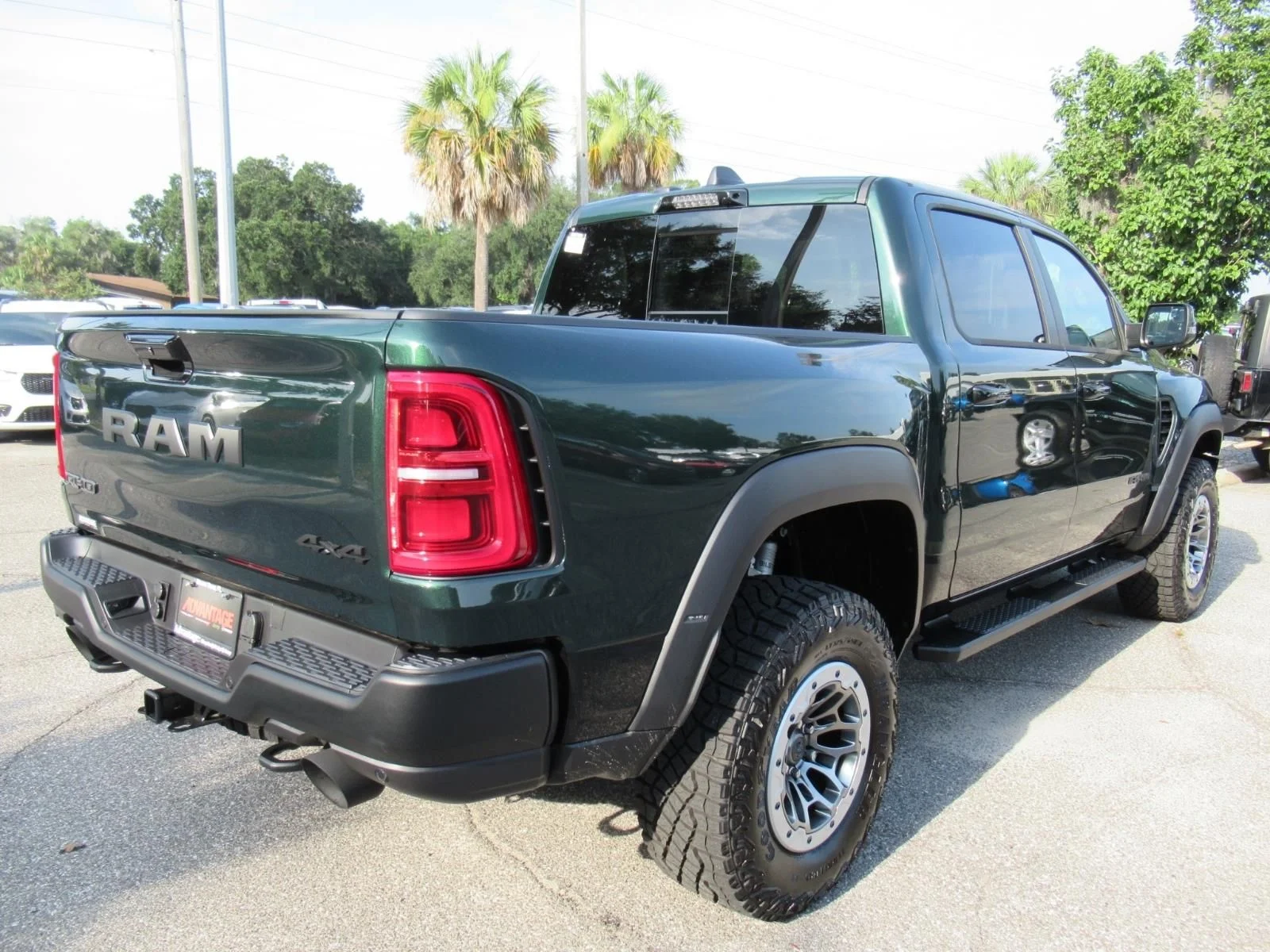 New 2026 Serrano-Green Metallic Exterior Paint RAM RHO image 7