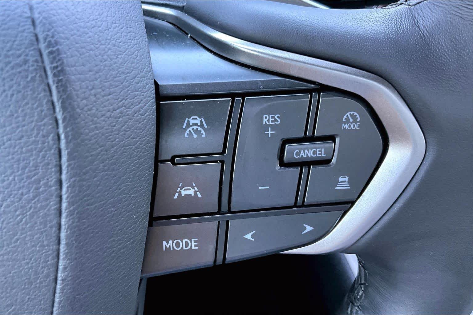 2025 Lexus RX 350 - Photo 42