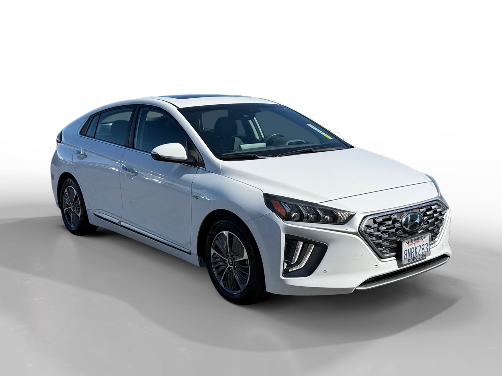 Used 2020 Ceramic White Hyundai Limited image 7